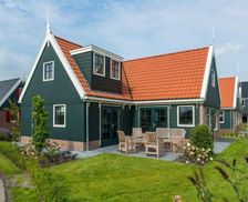 Netherlands North Holland West-Graftdijk vacation rental compare prices direct by owner 4153933