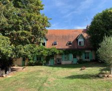 France Sarthe Beaumont-sur-Dême vacation rental compare prices direct by owner 4797106