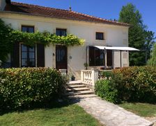 France Poitou Charente Cherves Richemont vacation rental compare prices direct by owner 4856519