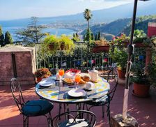 Italy Provincia di Messina Taormina vacation rental compare prices direct by owner 6309707