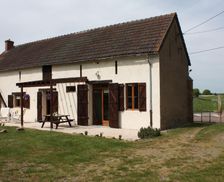 France Nièvre Fours vacation rental compare prices direct by owner 3884203