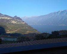 Italy Gardasee (Lombardei) Tignale vacation rental compare prices direct by owner 9495443