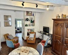 France Côtes-d'Armor Belle-Isle-en-Terre vacation rental compare prices direct by owner 6689024