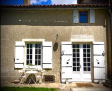 France Nouvelle-Aquitaine Limalonges vacation rental compare prices direct by owner 6578727