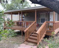 United States Texas Leakey vacation rental compare prices direct by owner 2872732