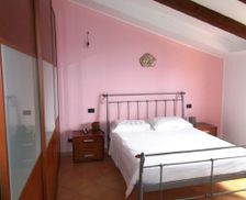 Italy Province of Salerno Pisciotta vacation rental compare prices direct by owner 4813661