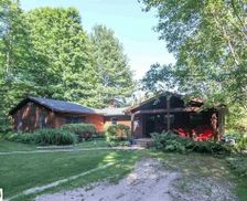 United States Michigan Thompsonville vacation rental compare prices direct by owner 2784093