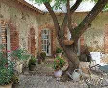 France  Cheffes vacation rental compare prices direct by owner 4453644