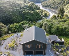 New Zealand Wellington Hautere vacation rental compare prices direct by owner 5461722