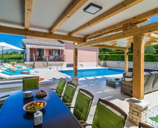 Croatia  Kanfanar vacation rental compare prices direct by owner 4298052