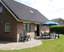 Netherlands FR Tzummarum vacation rental compare prices direct by owner 23917550