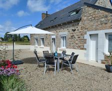 France Côtes-d'Armor Hillion vacation rental compare prices direct by owner 10345477