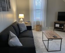 United States Vermont Saint Albans City vacation rental compare prices direct by owner 11700315