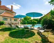 France LES GRANDS LACS TRANNES vacation rental compare prices direct by owner 11020409