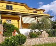 Italy Provincia di Lucca Villetta vacation rental compare prices direct by owner 10427555