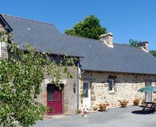 France Pays de la Loire Saint-Thomas-de-Courceriers vacation rental compare prices direct by owner 10423996