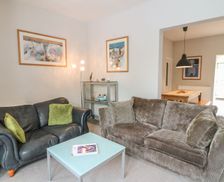 United Kingdom Peak District Buxton vacation rental compare prices direct by owner 28944686