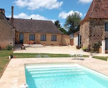 France Nouvelle-Aquitaine VAL DE LOUYRE ET CAUDEAU vacation rental compare prices direct by owner 11017122