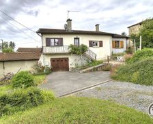 France COTEAUX DU LYONNAIS BESSENAY vacation rental compare prices direct by owner 11015275