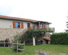 France MONTS DU LYONNAIS SAINT-CLEMENT-LES-PLACES vacation rental compare prices direct by owner 11021938