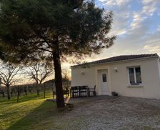 France Charente-Maritime Marignac vacation rental compare prices direct by owner 11711125