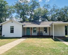 United States Texas Coleman vacation rental compare prices direct by owner 11712826