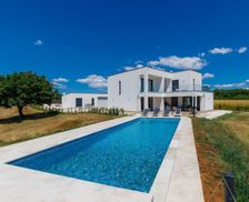 Croatia Istria County Pula/Manjadvorci vacation rental compare prices direct by owner 25166237