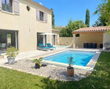 France Bouches-du-Rhône Mas-Blanc-des-Alpilles vacation rental compare prices direct by owner 12190928