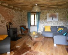 France Côte-d'Or Vitteaux vacation rental compare prices direct by owner 13157125