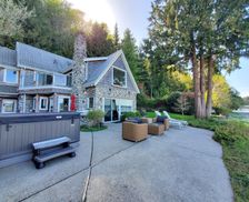 Canada British Columbia Bowser vacation rental compare prices direct by owner 25232549