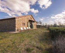 Italy Provincia di Siena Rigomagno vacation rental compare prices direct by owner 15504767