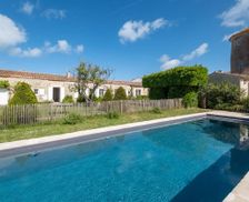 France Charente-Maritime Ars-en-Ré vacation rental compare prices direct by owner 4527654