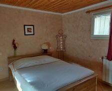 France Alpes-de-Haute-Provence Le Lauzet-Ubaye vacation rental compare prices direct by owner 5403031