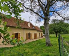 France Nièvre Cosne-Cours-sur-Loire vacation rental compare prices direct by owner 9408258