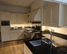 United Kingdom England Hove vacation rental compare prices direct by owner 10374237