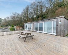 United Kingdom  Millendreath, Looe vacation rental compare prices direct by owner 23860454