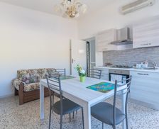 Italy Sicily Avola vacation rental compare prices direct by owner 33205742