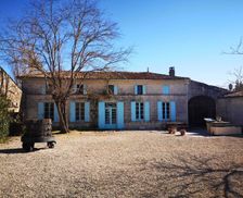 France Charente-Maritime Saint-Dizant-du-Gua vacation rental compare prices direct by owner 23650517