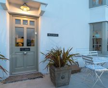 United Kingdom Isle of Anglesey Beaumaris vacation rental compare prices direct by owner 23828338