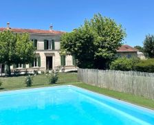 France Gironde Gauriac vacation rental compare prices direct by owner 25038885