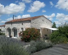 France Charente-Maritime Pons vacation rental compare prices direct by owner 33439757