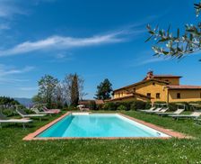 Italy  Castelfranco Piandiscò vacation rental compare prices direct by owner 24882051