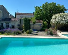 France Charente Échallat vacation rental compare prices direct by owner 25270097