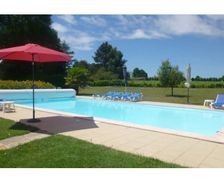 France Charente-Maritime Chenac-Saint-Seurin-d'Uzet vacation rental compare prices direct by owner 25220740