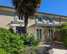 France Provence-Alpes-Côte d'Azur Salles-de-Barbezieux vacation rental compare prices direct by owner 25256504