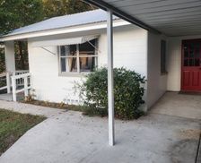 United States Florida Fort White vacation rental compare prices direct by owner 15540092