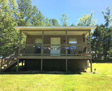 United States Arkansas Marshall vacation rental compare prices direct by owner 15504397