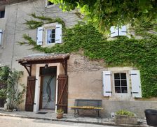 France Languedoc-Roussillon Gard vacation rental compare prices direct by owner 33279479