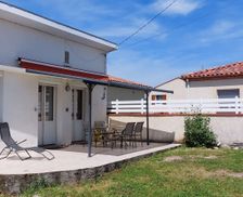 France Ariège Lorp-Sentaraille vacation rental compare prices direct by owner 15551214