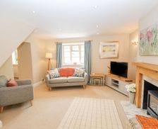 United Kingdom Cotswolds Stow-on-the-Wold vacation rental compare prices direct by owner 25178270